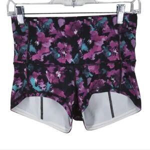 Lululemon Wunder Short 2" Full On Luxtreme size 8